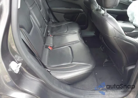 2018 Jeep Compass Limited 4X4 from USA, damaged, VIN 3C4NJDCB1JT398279